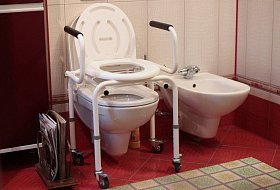 Как собрать кресло-туалет?
